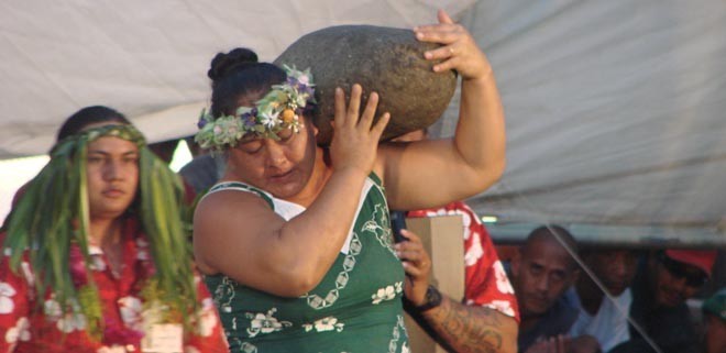 Womens Stone Lifting © BW Media